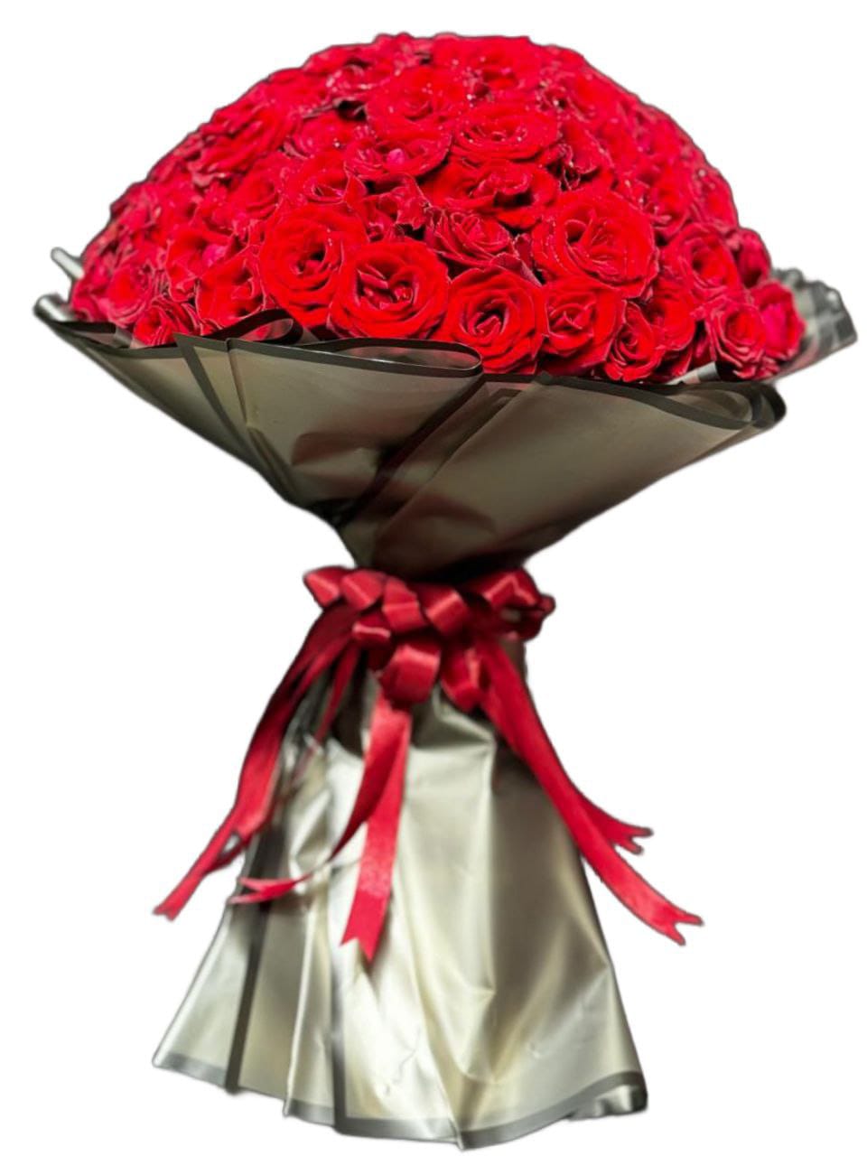 "Crimson Desire: A Timeless Red Rose Bouquet"