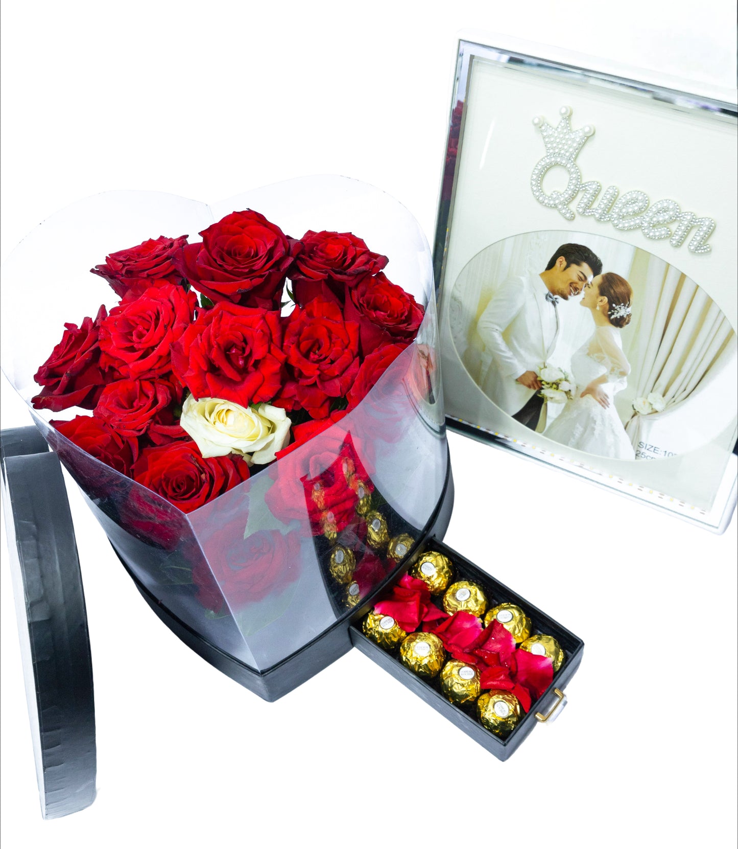Queen’s Keepsake Gift Box – Roses, Chocolates & Frame