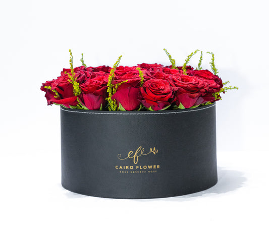 Velvet Romance – Black Rose Box