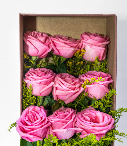 Blush Pink Rose Box – Elegant Charm