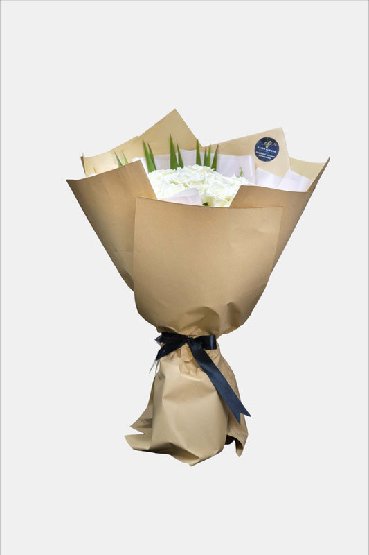 Pure Elegance – White Rose Harmony Bouquet