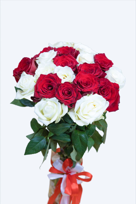 Classic Romance – Red & White Roses in a Glass Vase