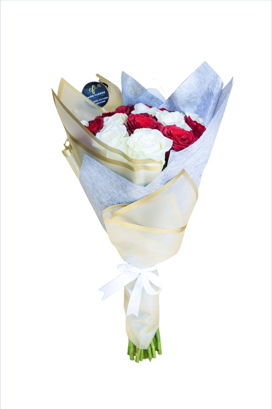 Classic Love – Red & White Rose Hand Bouquet
