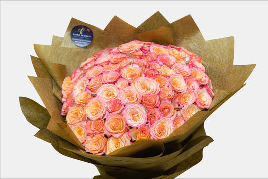 Peach Blossom Dome – 100+ Peach-Pink Roses in Rustic Wrap